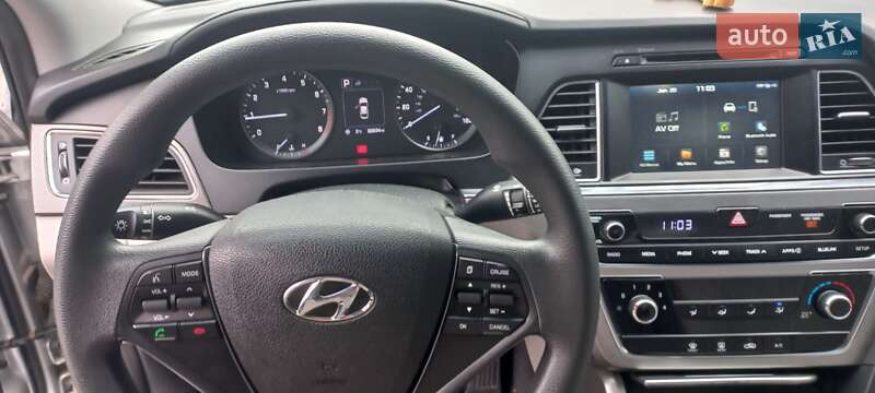 Седан Hyundai Sonata 2015 в Кобеляках