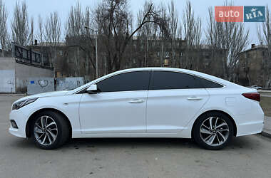 Седан Hyundai Sonata 2015 в Кривому Розі