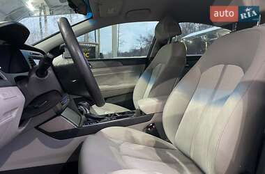 Седан Hyundai Sonata 2016 в 