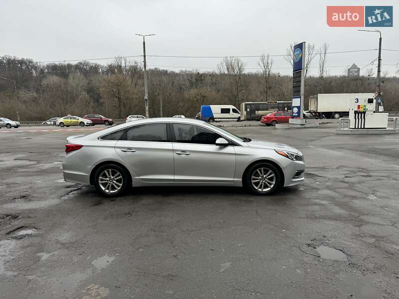 Седан Hyundai Sonata 2016 в Киеве