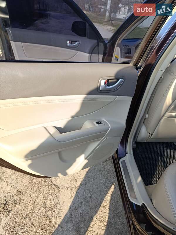 Седан Hyundai Sonata 2005 в Котельве