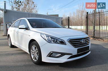 Седан Hyundai Sonata 2016 в Киеве