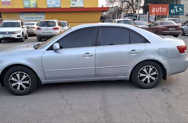 Седан Hyundai Sonata 2006 в Барышевке