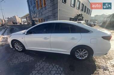 Седан Hyundai Sonata 2019 в 