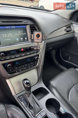 Седан Hyundai Sonata 2015 в 