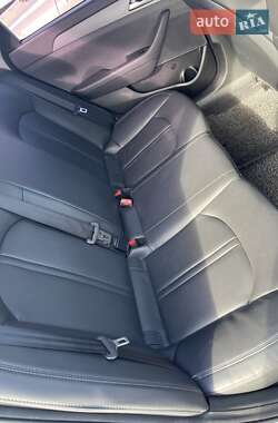 Седан Hyundai Sonata 2016 в 