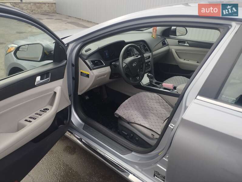 Седан Hyundai Sonata 2014 в Богуславе