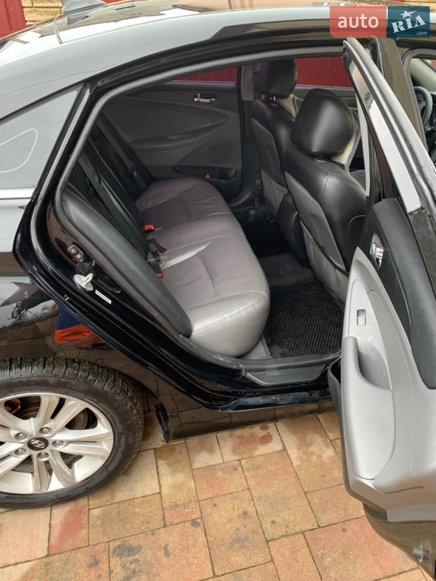 2010 Hyundai Sonata - мініатюра 10