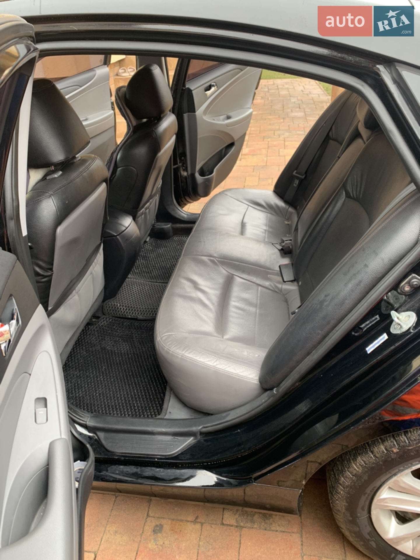 2010 Hyundai Sonata - мініатюра 15