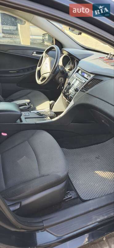 Седан Hyundai Sonata 2010 в Білгороді-Дністровському