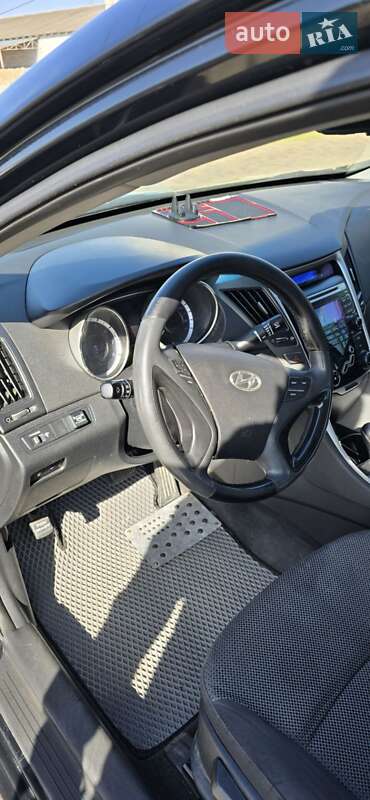 Седан Hyundai Sonata 2010 в Білгороді-Дністровському