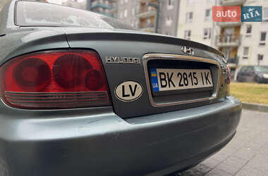 Седан Hyundai Sonata 2002 в Львове