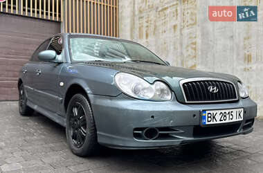 Седан Hyundai Sonata 2002 в Львове