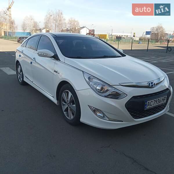Седан Hyundai Sonata 2012 в Луцьку