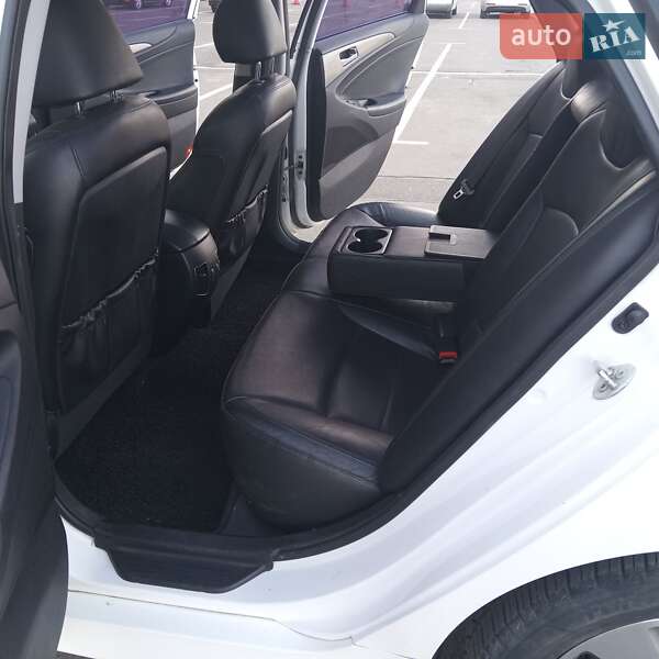 Седан Hyundai Sonata 2012 в Луцьку