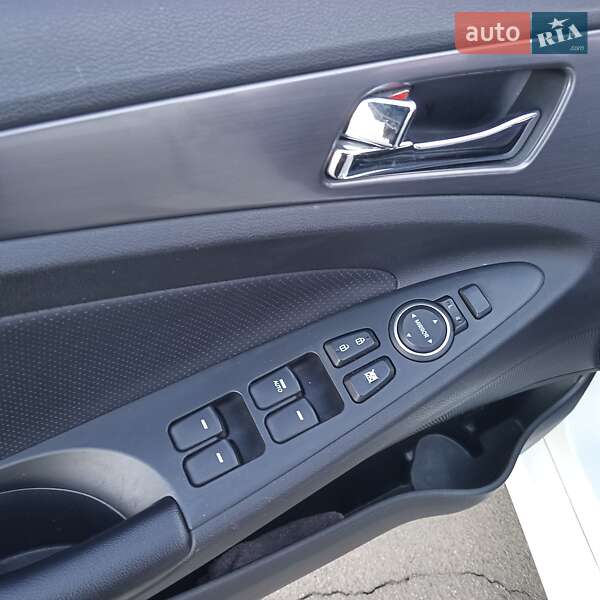 Седан Hyundai Sonata 2012 в Луцьку