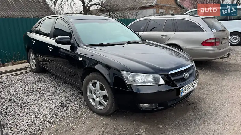 Hyundai Sonata