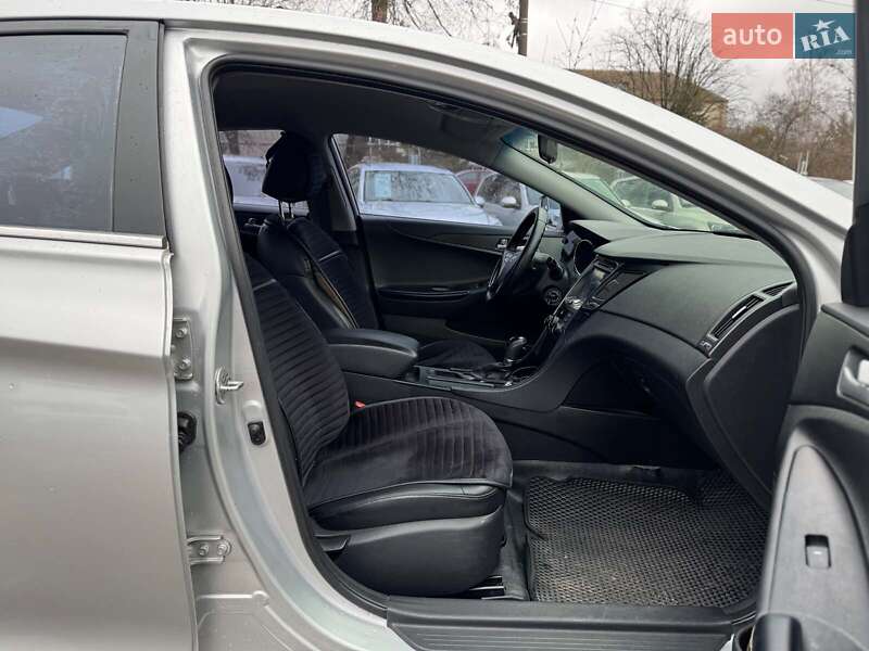 Седан Hyundai Sonata 2013 в Виннице