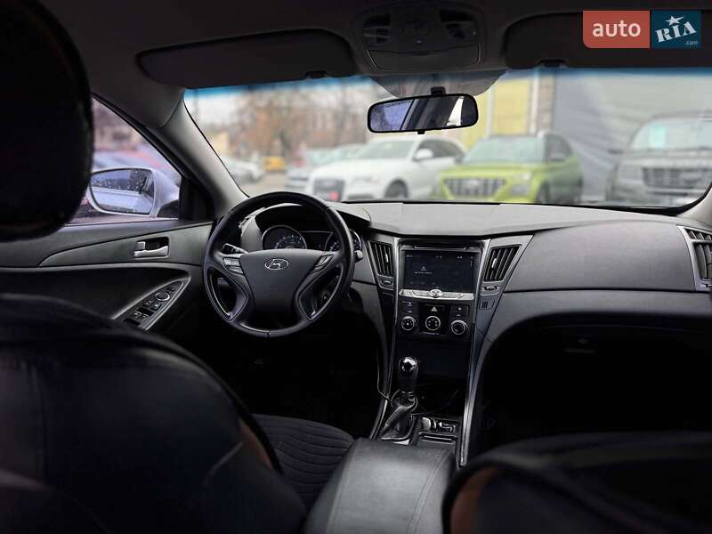 Седан Hyundai Sonata 2013 в Виннице