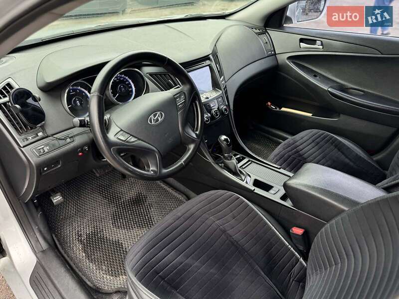 Седан Hyundai Sonata 2013 в Виннице