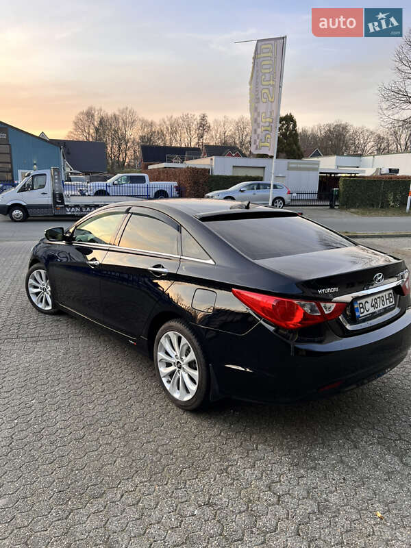 Седан Hyundai Sonata 2012 в Немирові