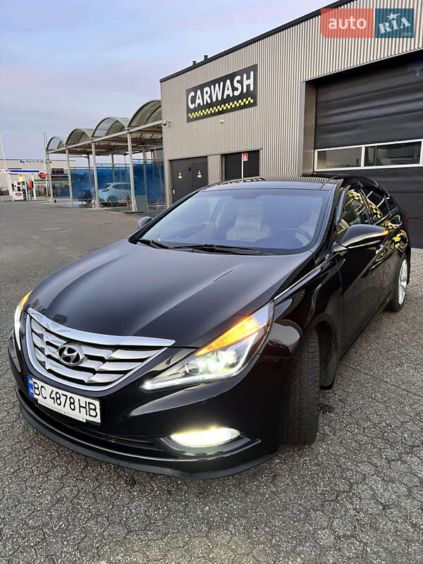 Седан Hyundai Sonata 2012 в Немирові