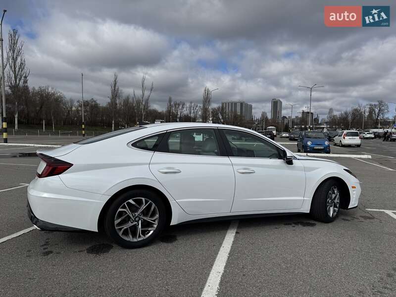 Седан Hyundai Sonata 2020 в Киеве