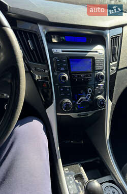 Седан Hyundai Sonata 2012 в 