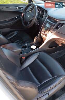Седан Hyundai Sonata 2013 в 