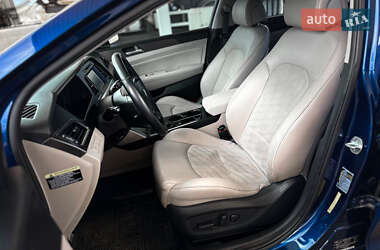 Седан Hyundai Sonata 2015 в 