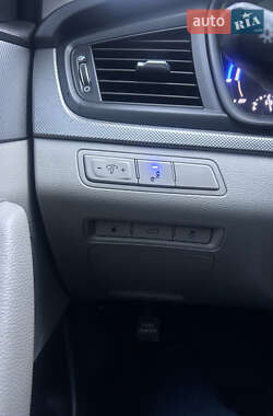 Седан Hyundai Sonata 2018 в 