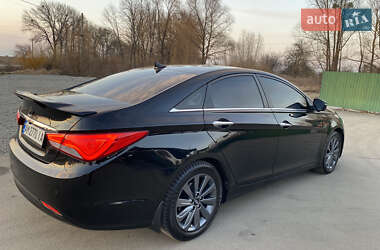 Седан Hyundai Sonata 2013 в 