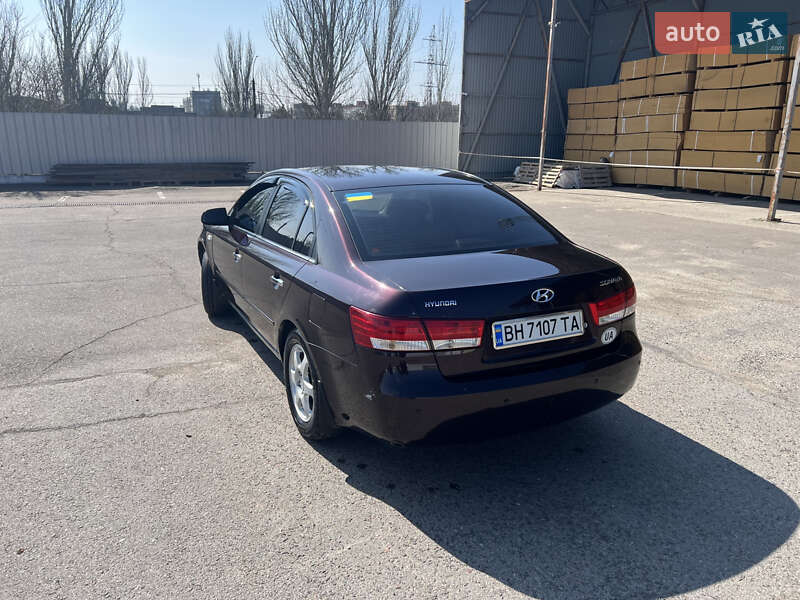 Седан Hyundai Sonata 2007 в Николаеве