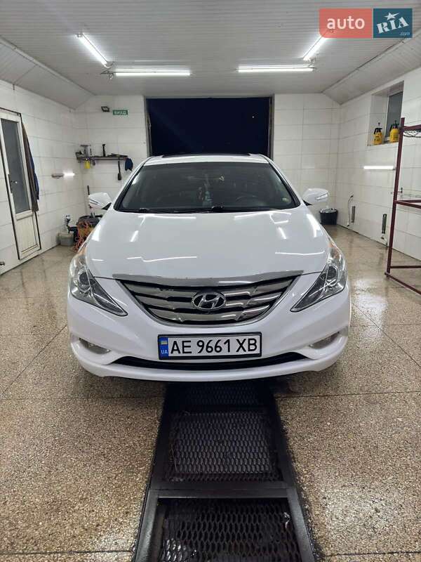 Hyundai Sonata 2012