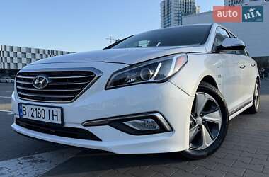 Седан Hyundai Sonata 2015 в 