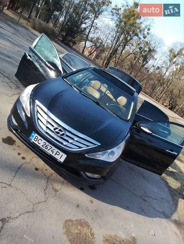 Hyundai Sonata 2013
