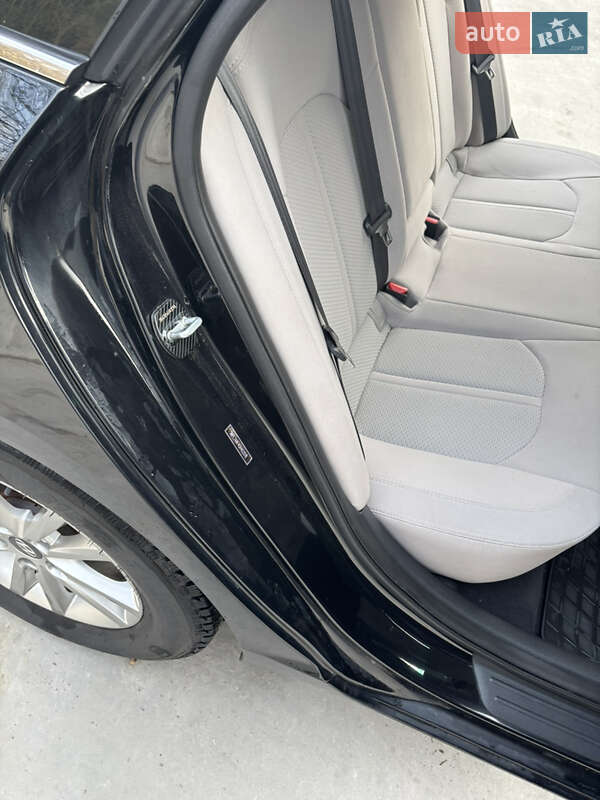 Седан Hyundai Sonata 2016 в Киеве