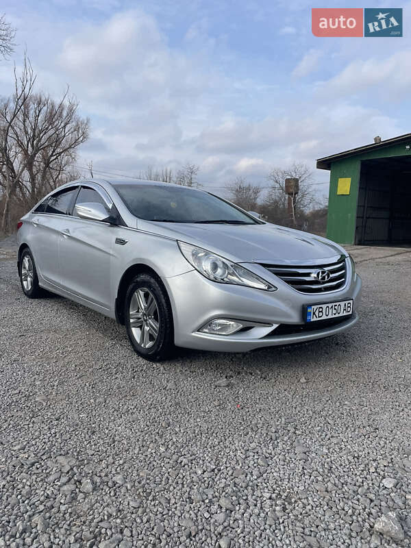 Седан Hyundai Sonata 2013 в Погребище