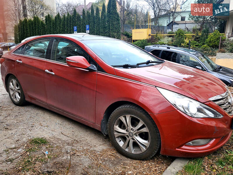 Седан Hyundai Sonata 2012 в Львове