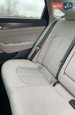 Седан Hyundai Sonata 2014 в 