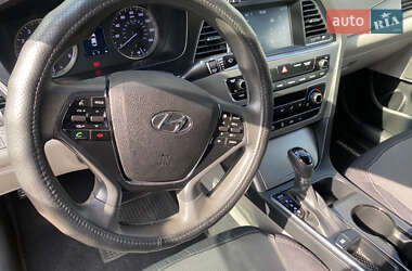 Седан Hyundai Sonata 2015 в 
