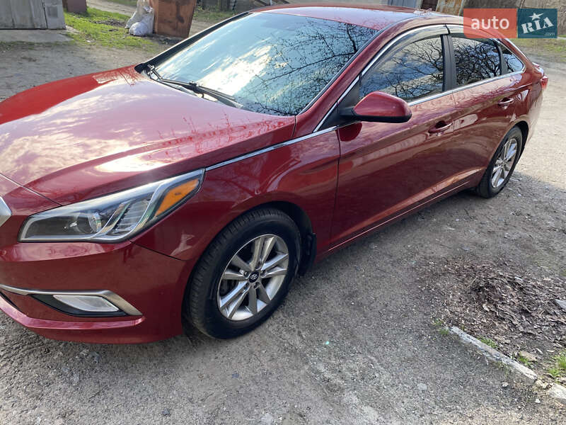 Седан Hyundai Sonata 2015 в 