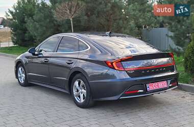 Седан Hyundai Sonata 2022 в 