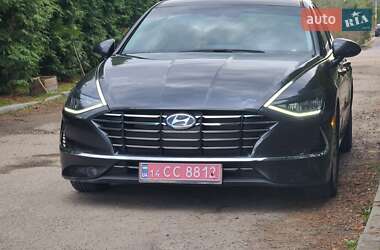 Седан Hyundai Sonata 2022 в 