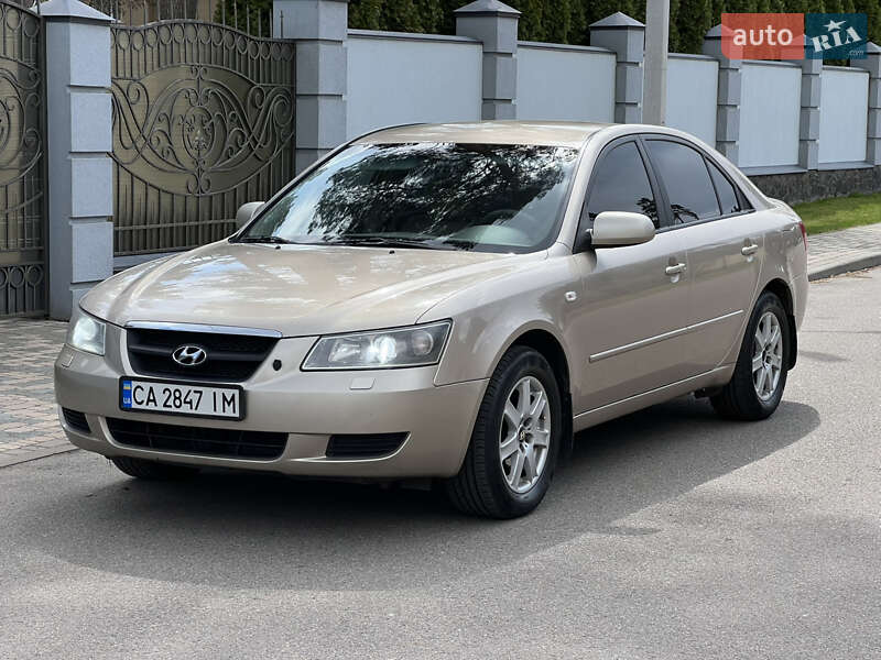 Седан Hyundai Sonata 2006 в Черкасах