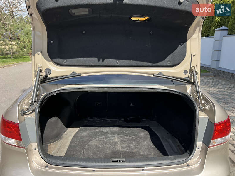 Седан Hyundai Sonata 2006 в Черкасах