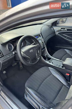 Седан Hyundai Sonata 2010 в 