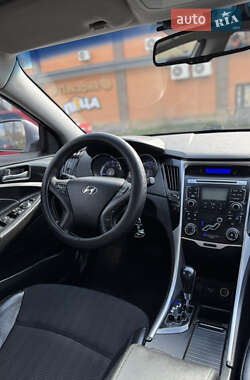 Седан Hyundai Sonata 2010 в 