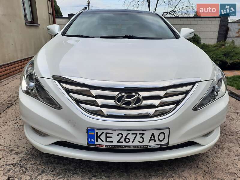 Hyundai Sonata 2012