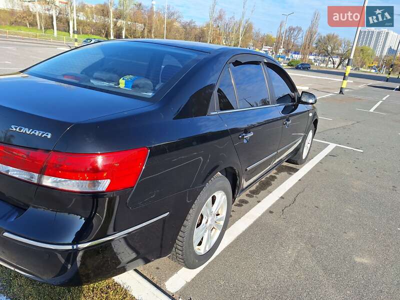 Седан Hyundai Sonata 2008 в Киеве